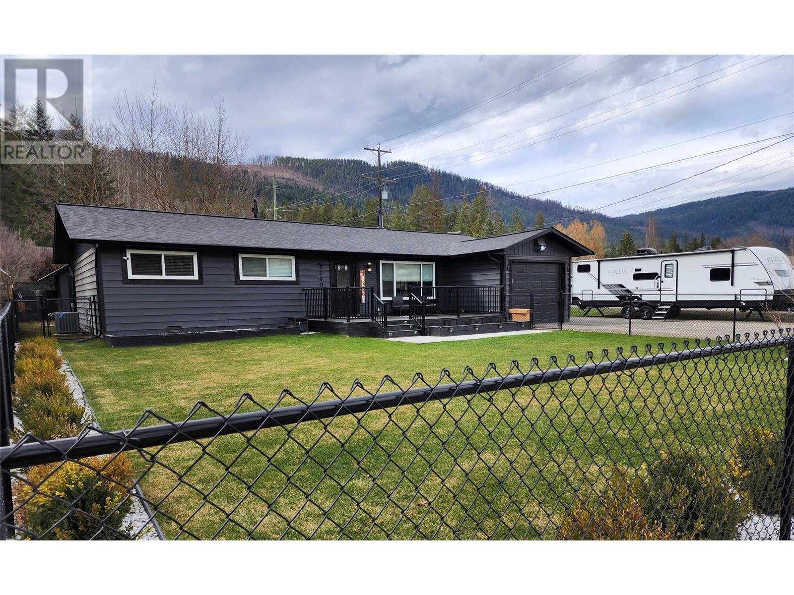 For sale 2290 Park Avenue, Lumby, British Columbia V0E2G0 10287538 REALTOR.ca