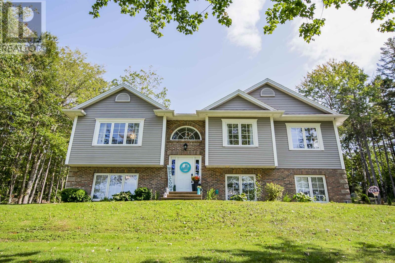 For sale 45 Brackendale Lane, Beaver Bank, Nova Scotia B4G1B6 202321002 REALTOR.ca