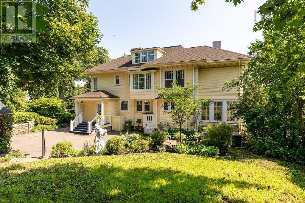 For sale 580 Main Street, Wolfville, Nova Scotia B4P1E6 202320863