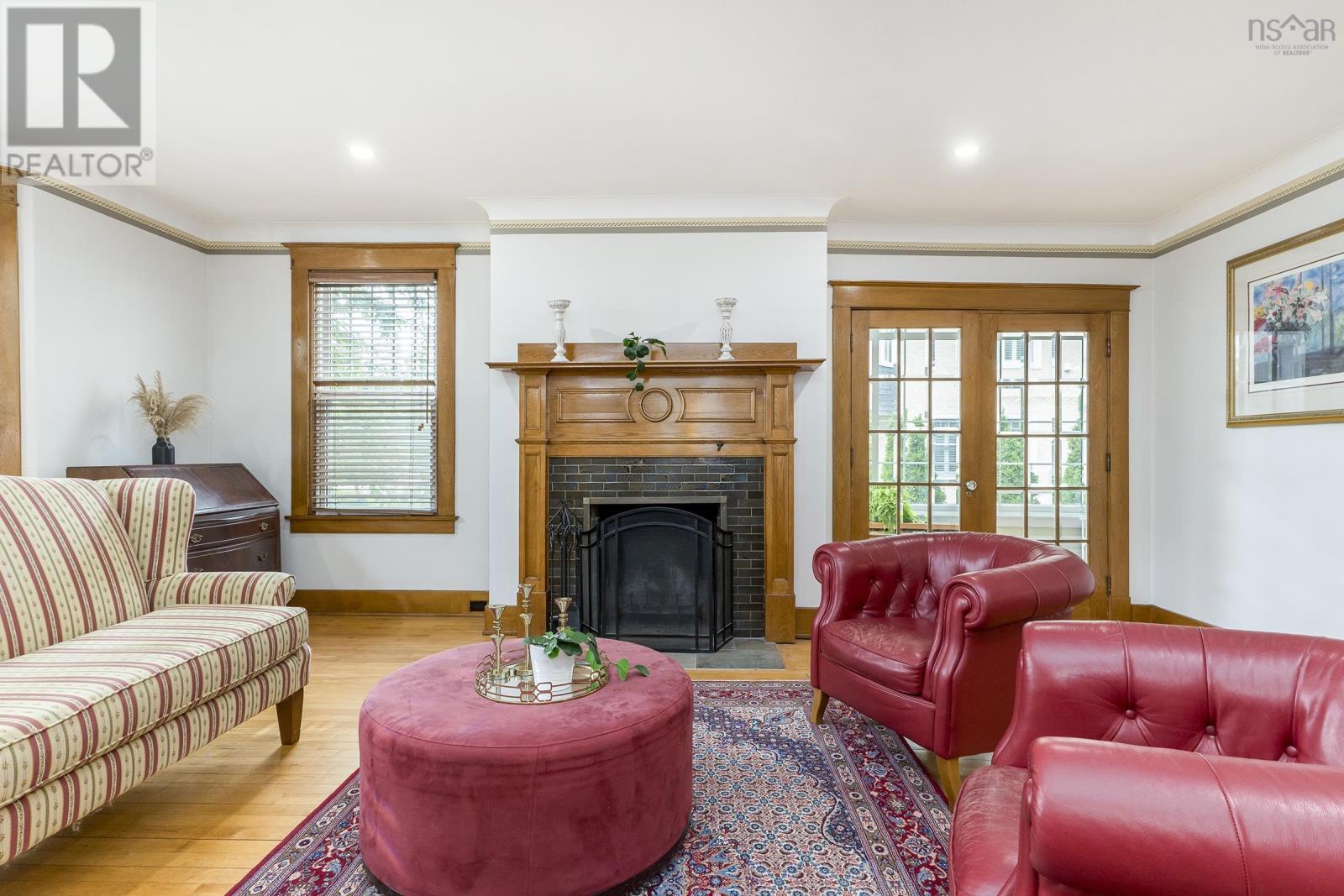 For sale 580 Main Street, Wolfville, Nova Scotia B4P1E6 202320863