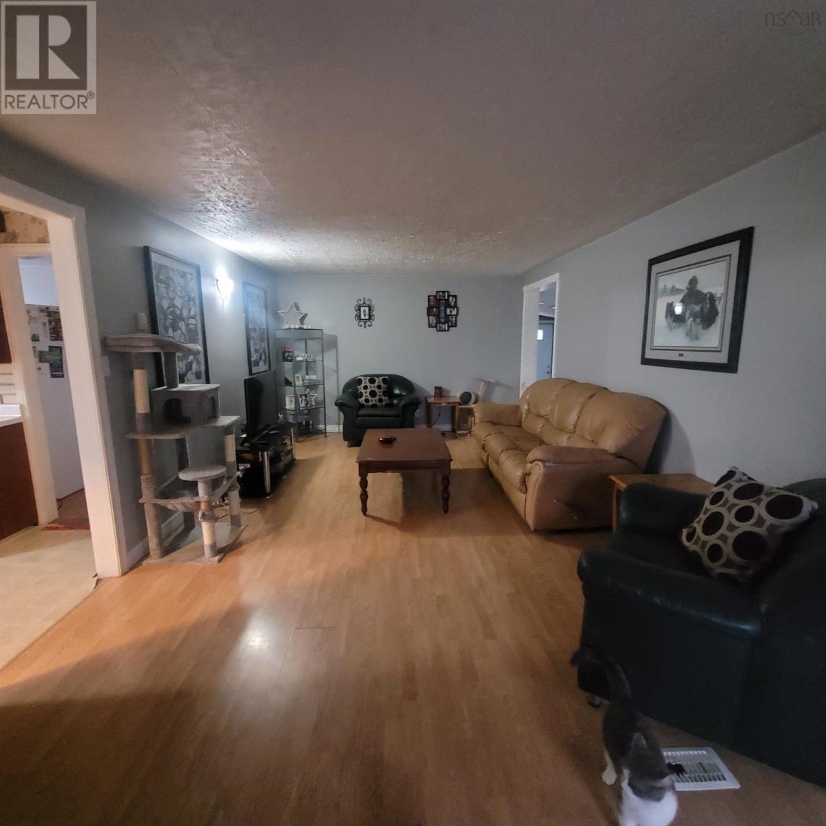 For sale 207 Highway 214, Elmsdale, Nova Scotia B2S1J1 202323549