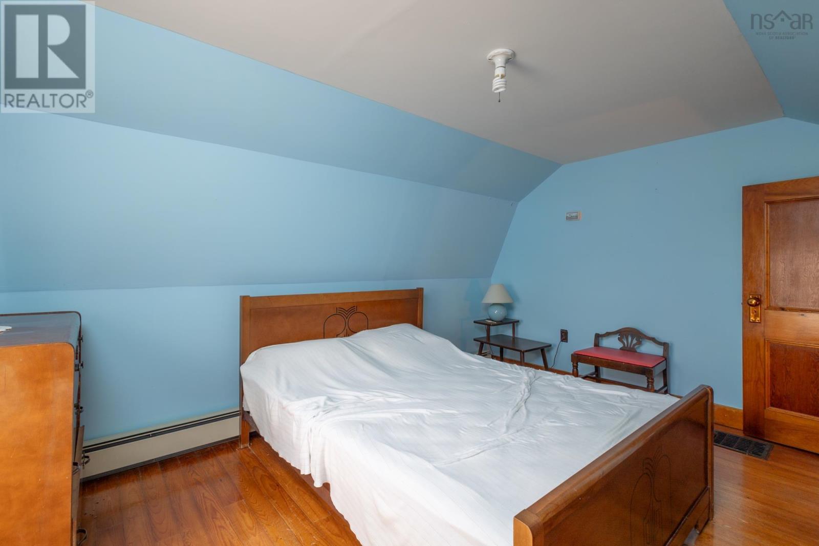 For sale 21 Sams Road, West Pubnico, Nova Scotia B0W3S0 202320154