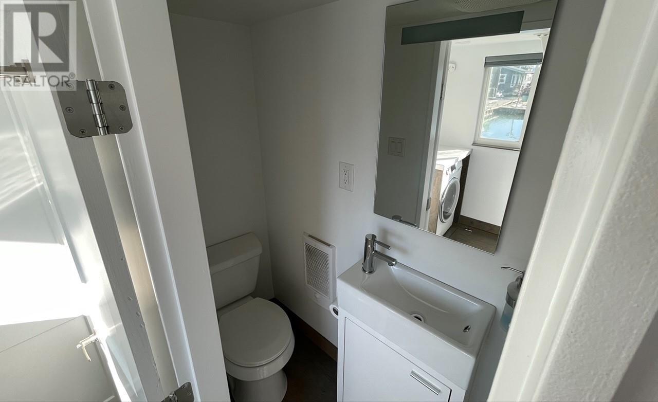 For sale 2 23080 DYKE ROAD, Richmond, British Columbia V6V1E1