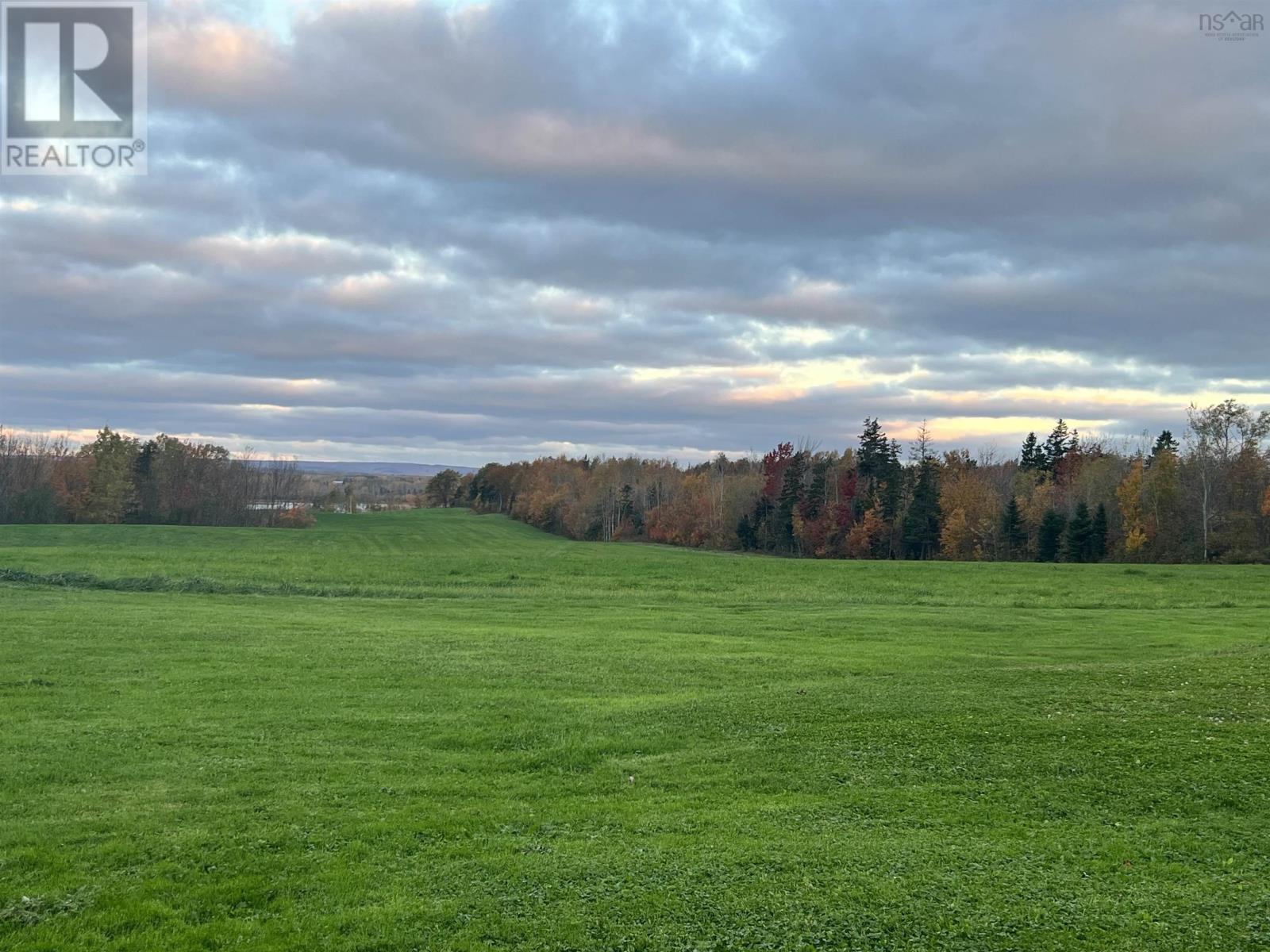 For sale 237 Summerside Road, Summerside, Nova Scotia B0H1R0