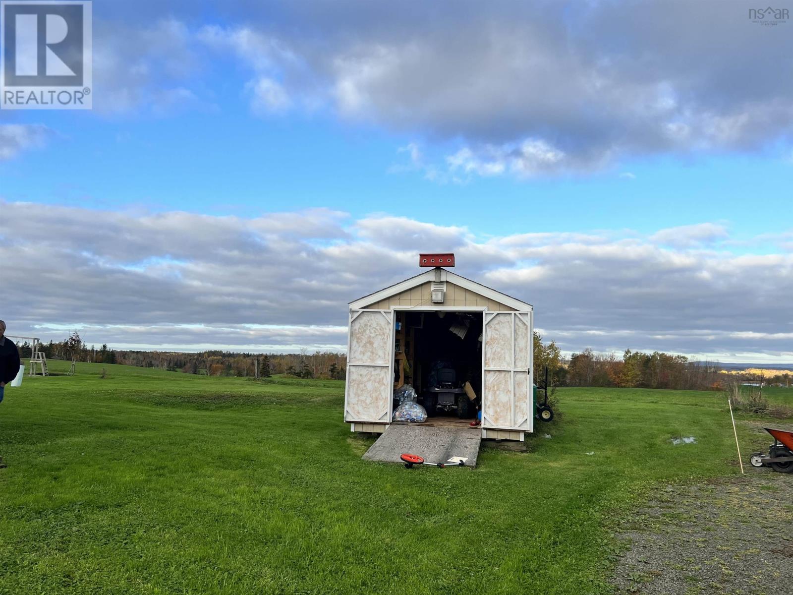 For sale 237 Summerside Road, Summerside, Nova Scotia B0H1R0