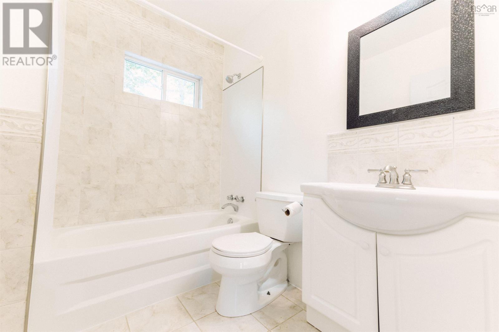 For sale 11 Holland Road, Fletchers Lake, Nova Scotia B2T1J3