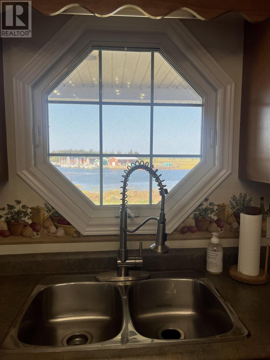 For sale 356 King Street, Malpeque, Prince Edward Island C0B1M0