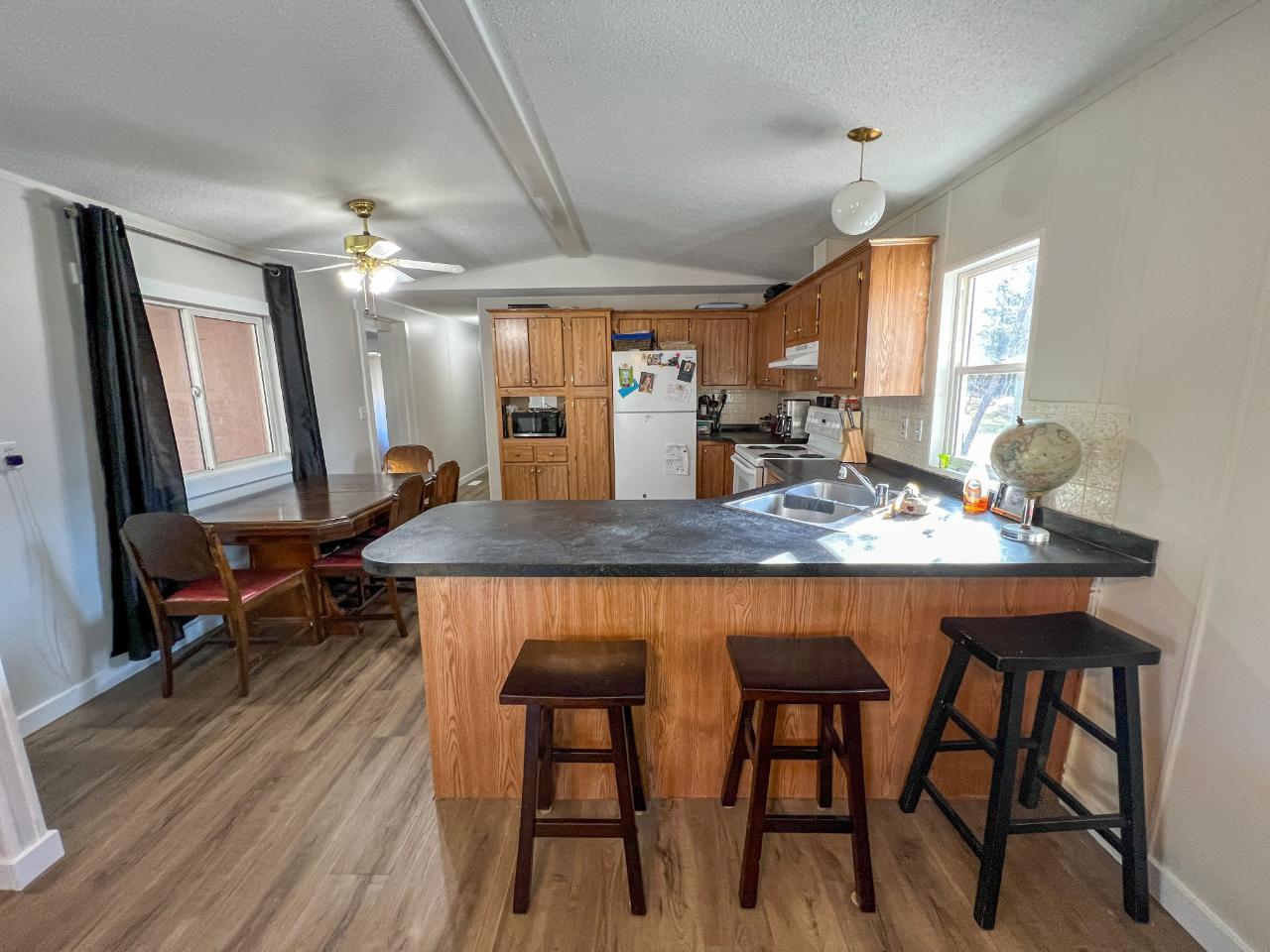 For sale 5796 SINCLAIR STREET, Edgewater, British Columbia V0A1E0