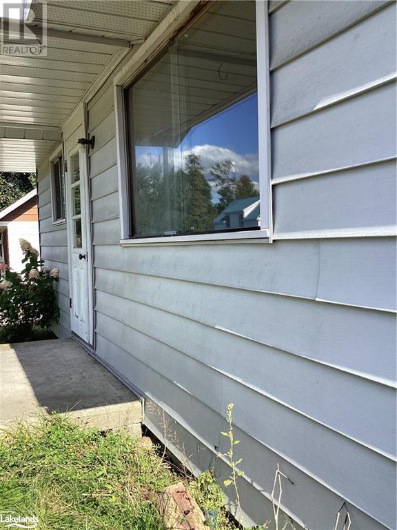 For sale 11 LAURENTIAN Street, Deep River, Ontario K0J1P0 40503318