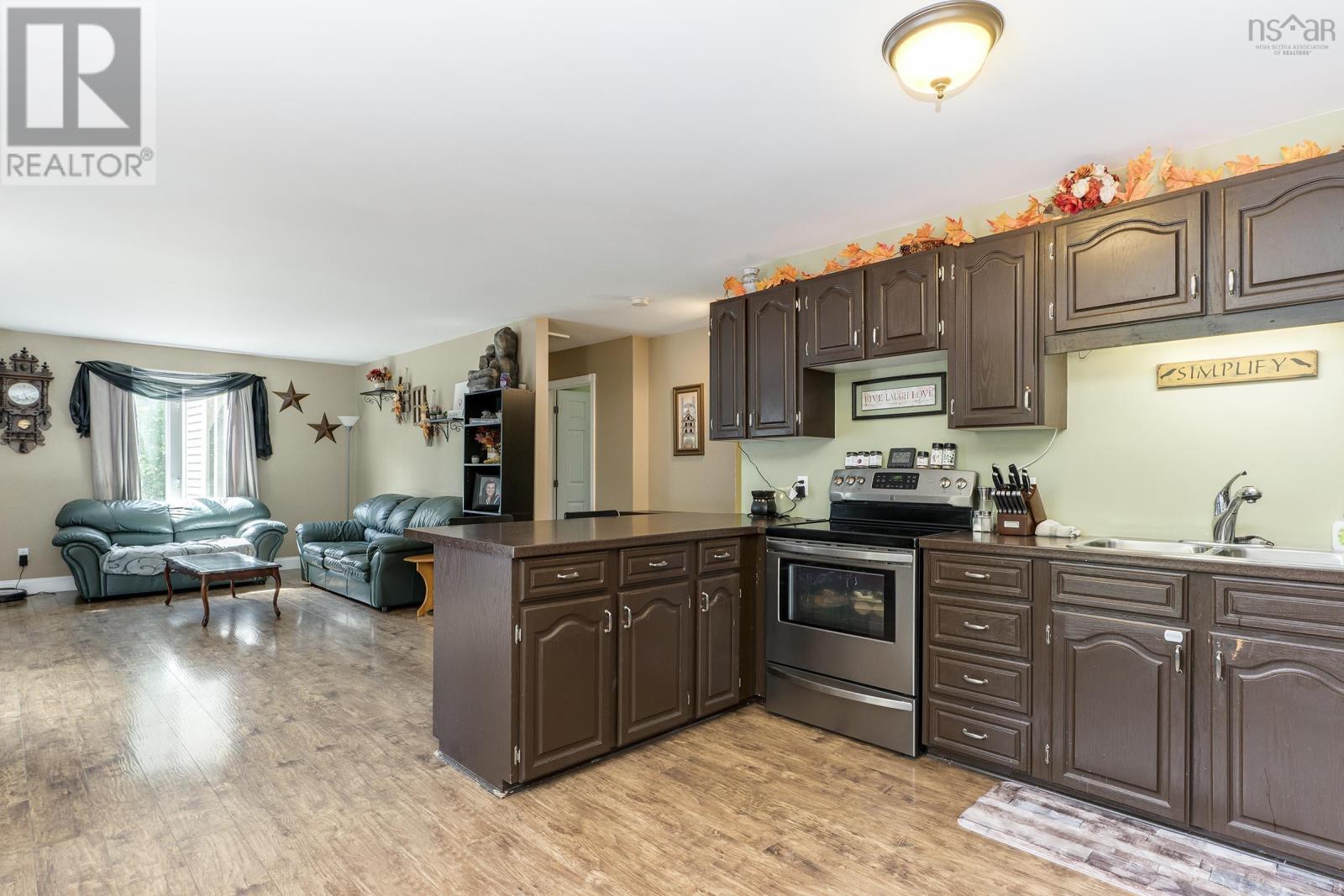 163 Shortts Lake Road, Shortts Lake, Nova Scotia B0N1C0 REALTOR.ca