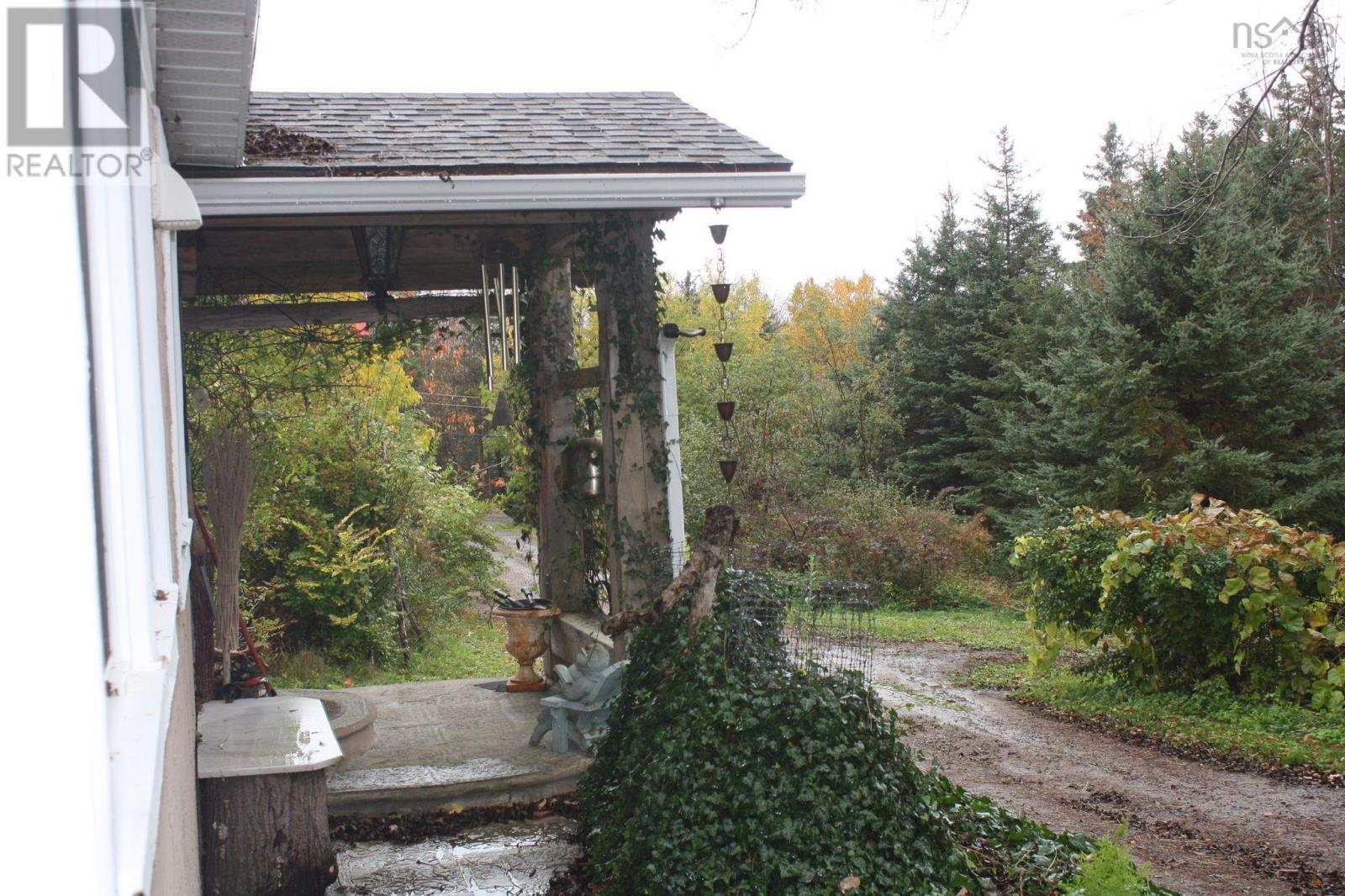 For sale 7912 Shore Road W, Hampton, Nova Scotia B0S1L0 202305581