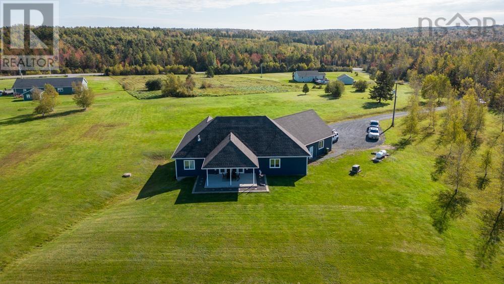 For sale 44 Holmes Lane, Hamilton Road, Nova Scotia B0K2A0 202321889