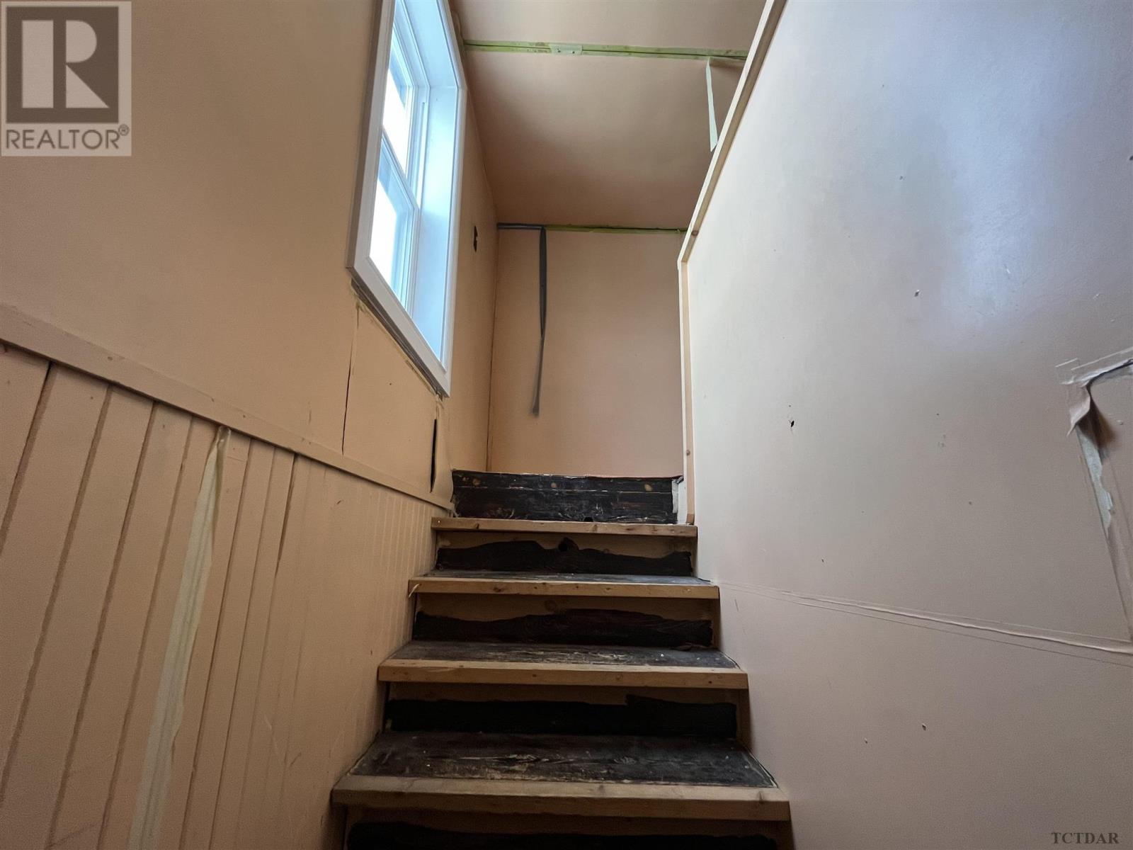 For sale 210 Main ST, Smooth Rock Falls, Ontario P0L2B0 TM232206