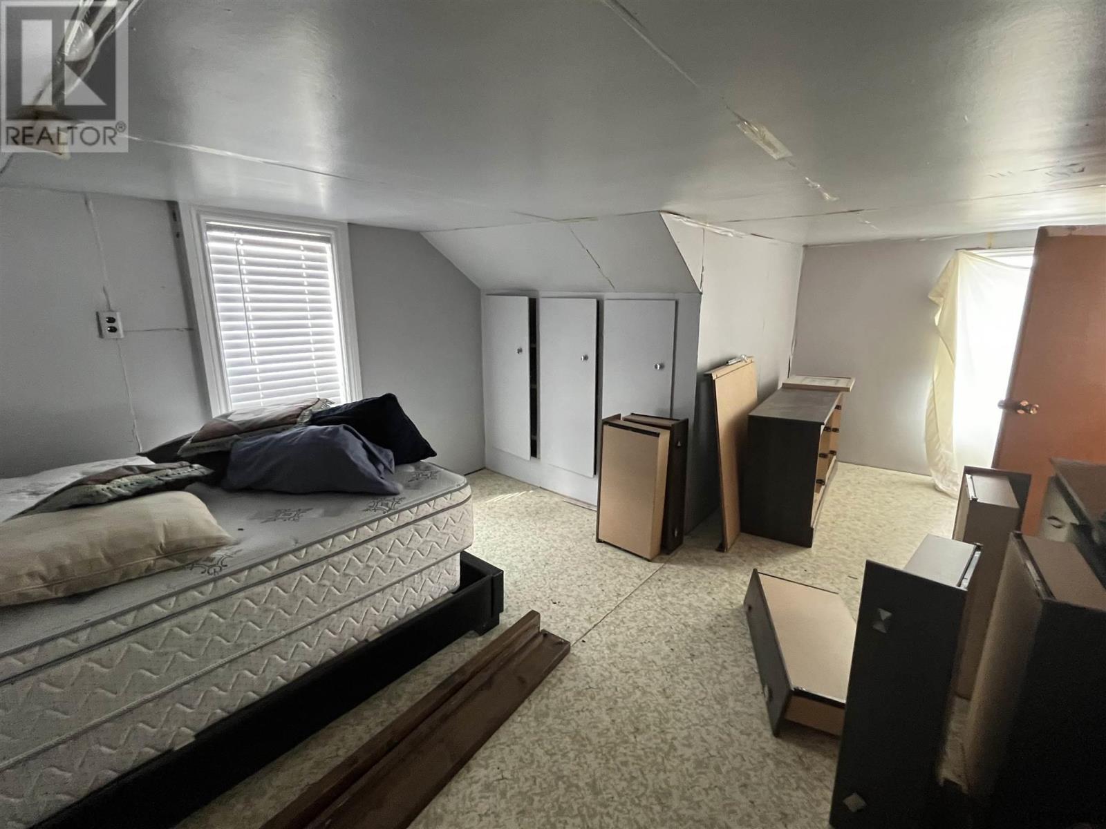 For sale 210 Main ST, Smooth Rock Falls, Ontario P0L2B0 TM232206