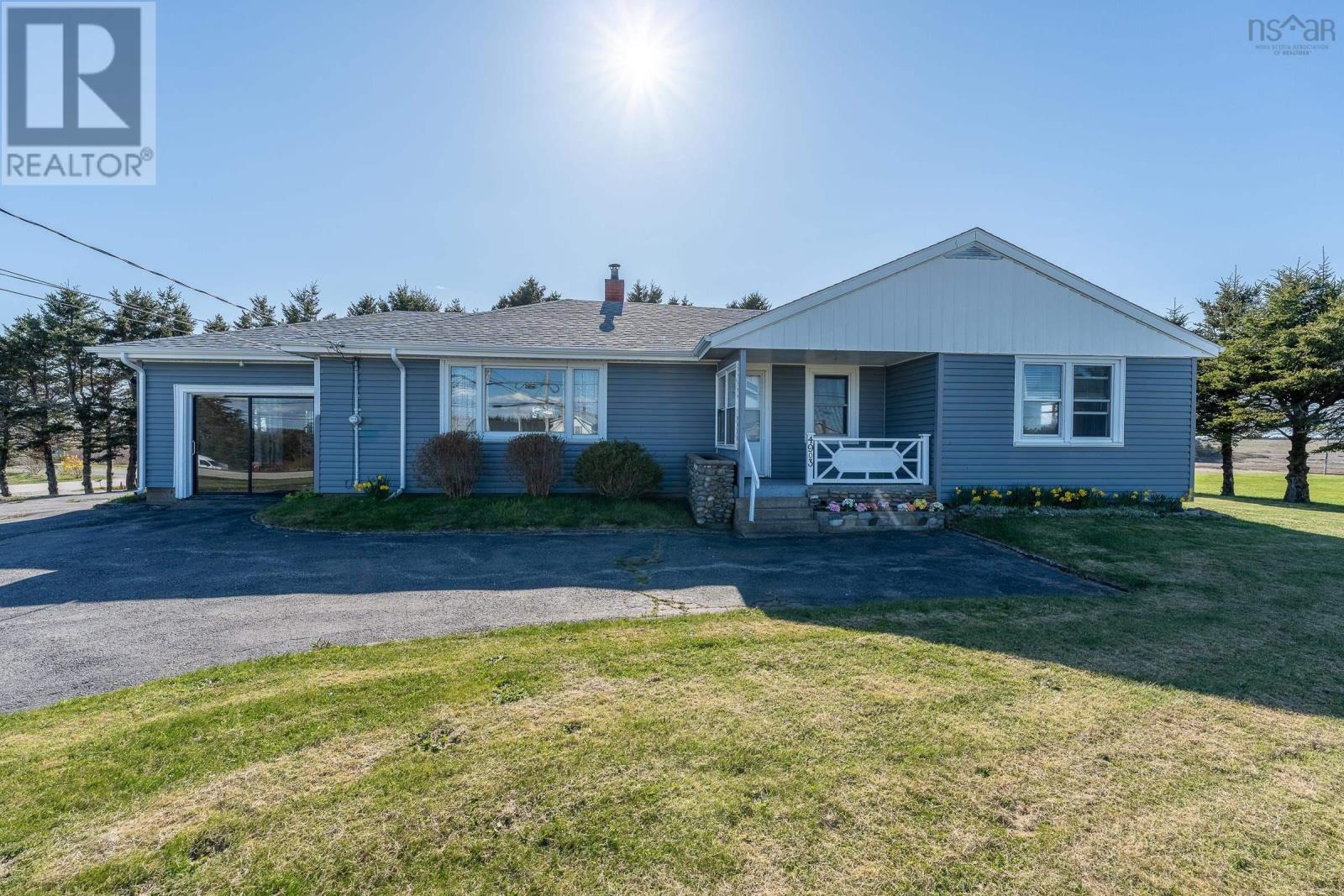 For sale 4903 Highway 1, Salmon River, Nova Scotia B0W2Y0 202323889 REALTOR.ca