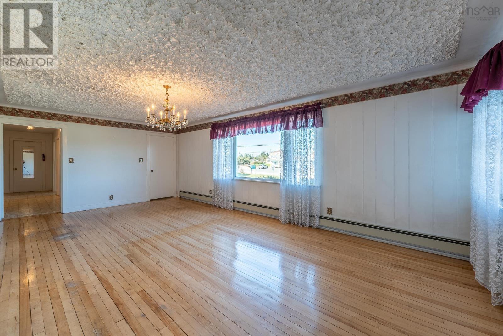 For sale 4903 Highway 1, Salmon River, Nova Scotia B0W2Y0 202323889 REALTOR.ca