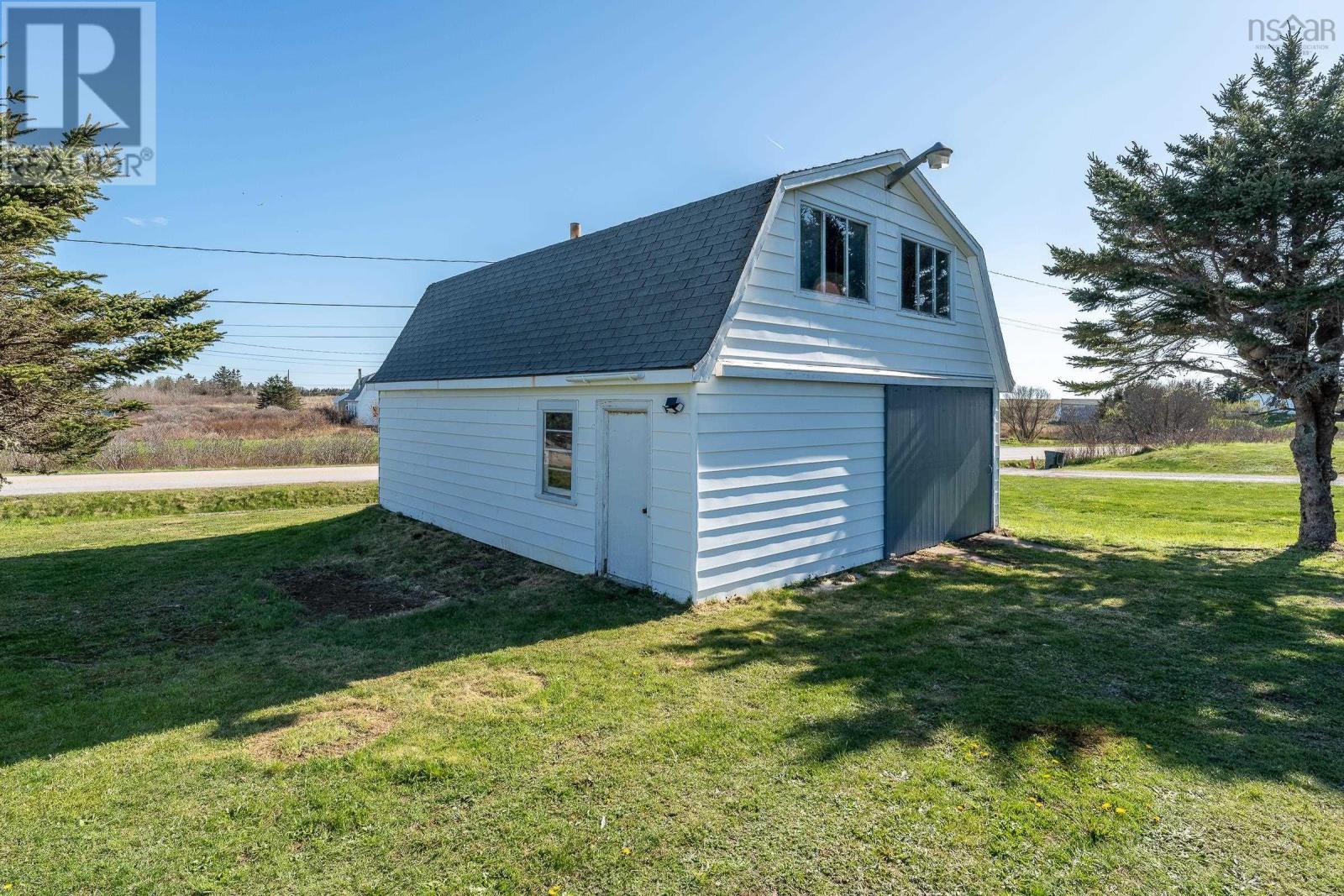 For sale 4903 Highway 1, Salmon River, Nova Scotia B0W2Y0 202323889