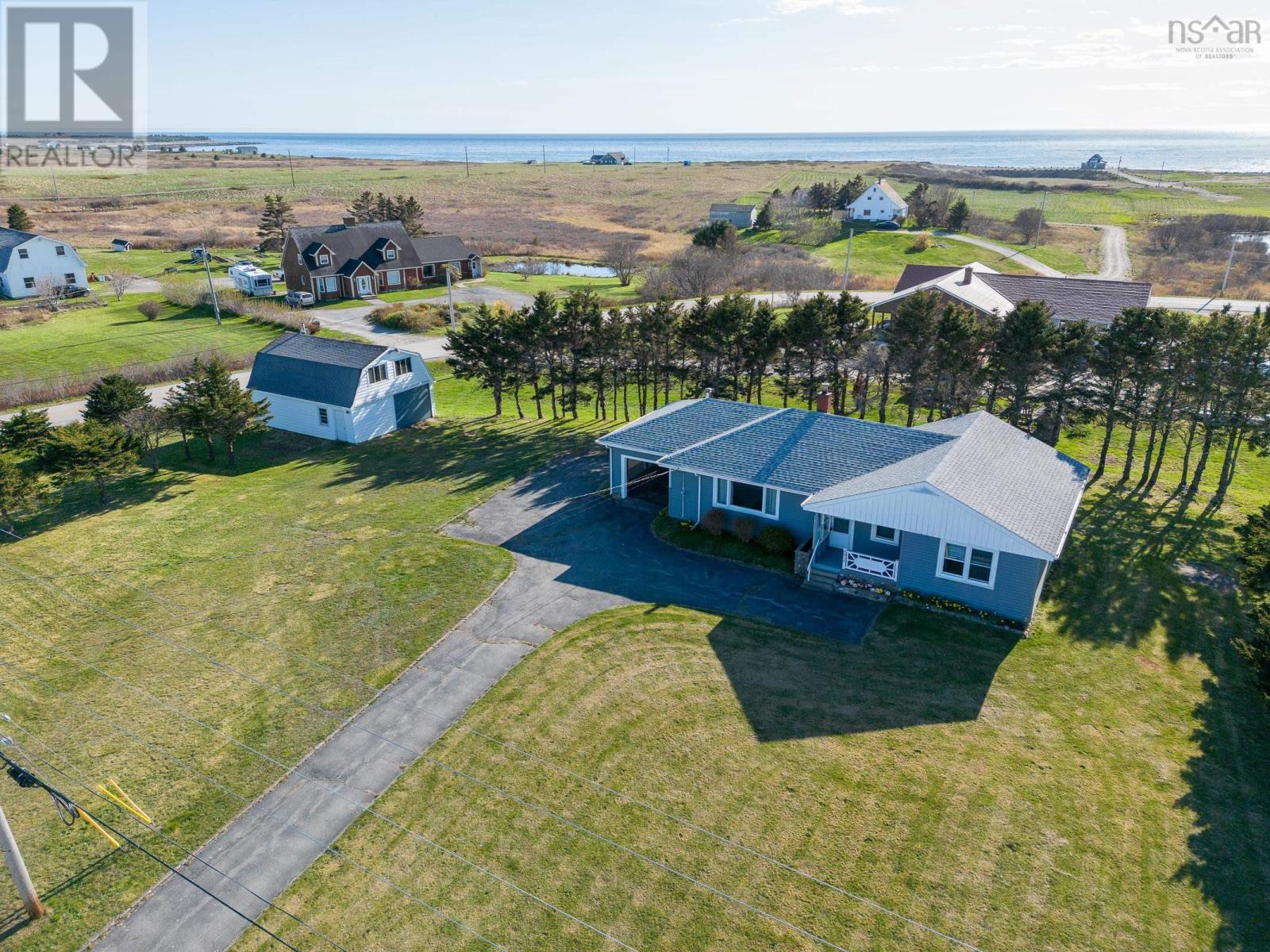 For sale 4903 Highway 1, Salmon River, Nova Scotia B0W2Y0 202323889 REALTOR.ca