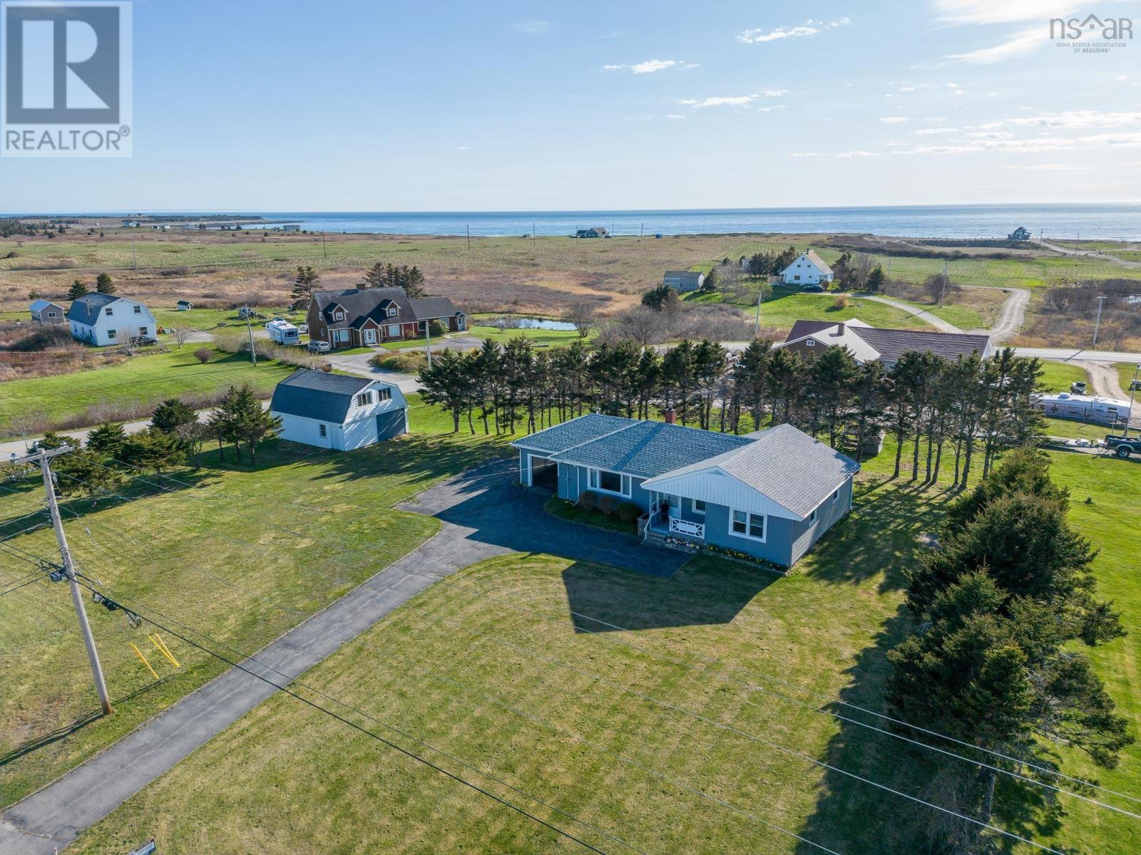 For sale 4903 Highway 1, Salmon River, Nova Scotia B0W2Y0 202323889 REALTOR.ca