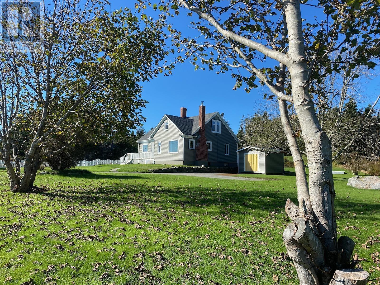 14 Sweeney Lane, Cape Forchu, Nova Scotia B5A5G7 REALTOR.ca