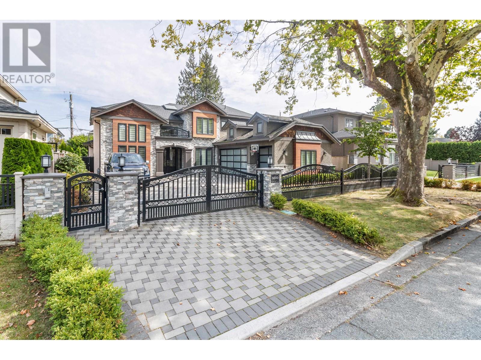 For sale 8600 FAIRFAX CRESCENT, Richmond, British Columbia V7C1Y1 R2832083 REALTOR.ca