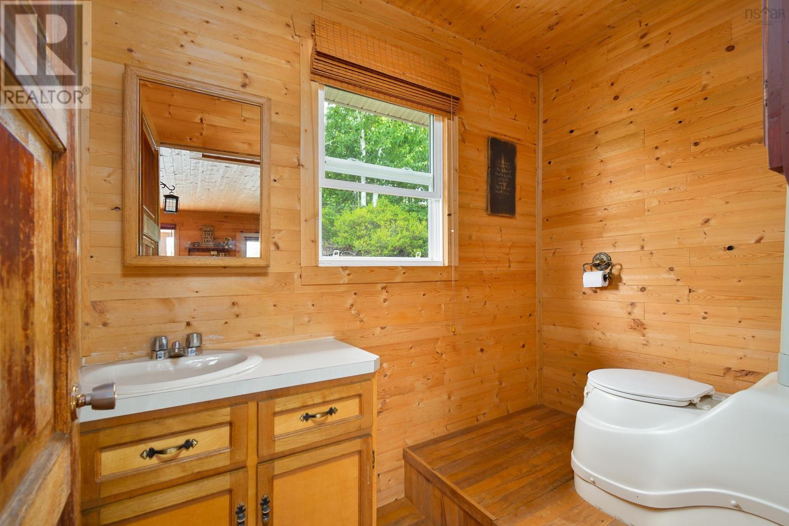 For sale 469 South Grand Lake Road, Arichat, Nova Scotia B0E1A0