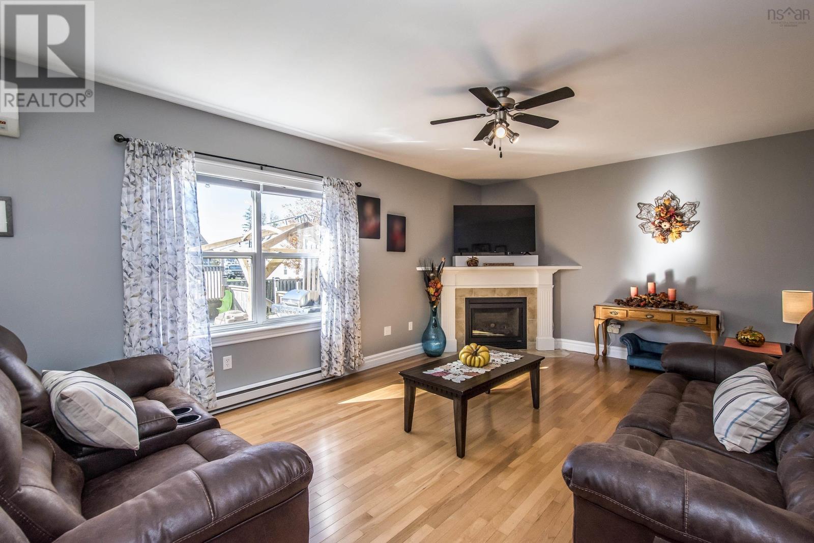 For sale 32 Talon Drive, North Kentville, Nova Scotia B4N0A9