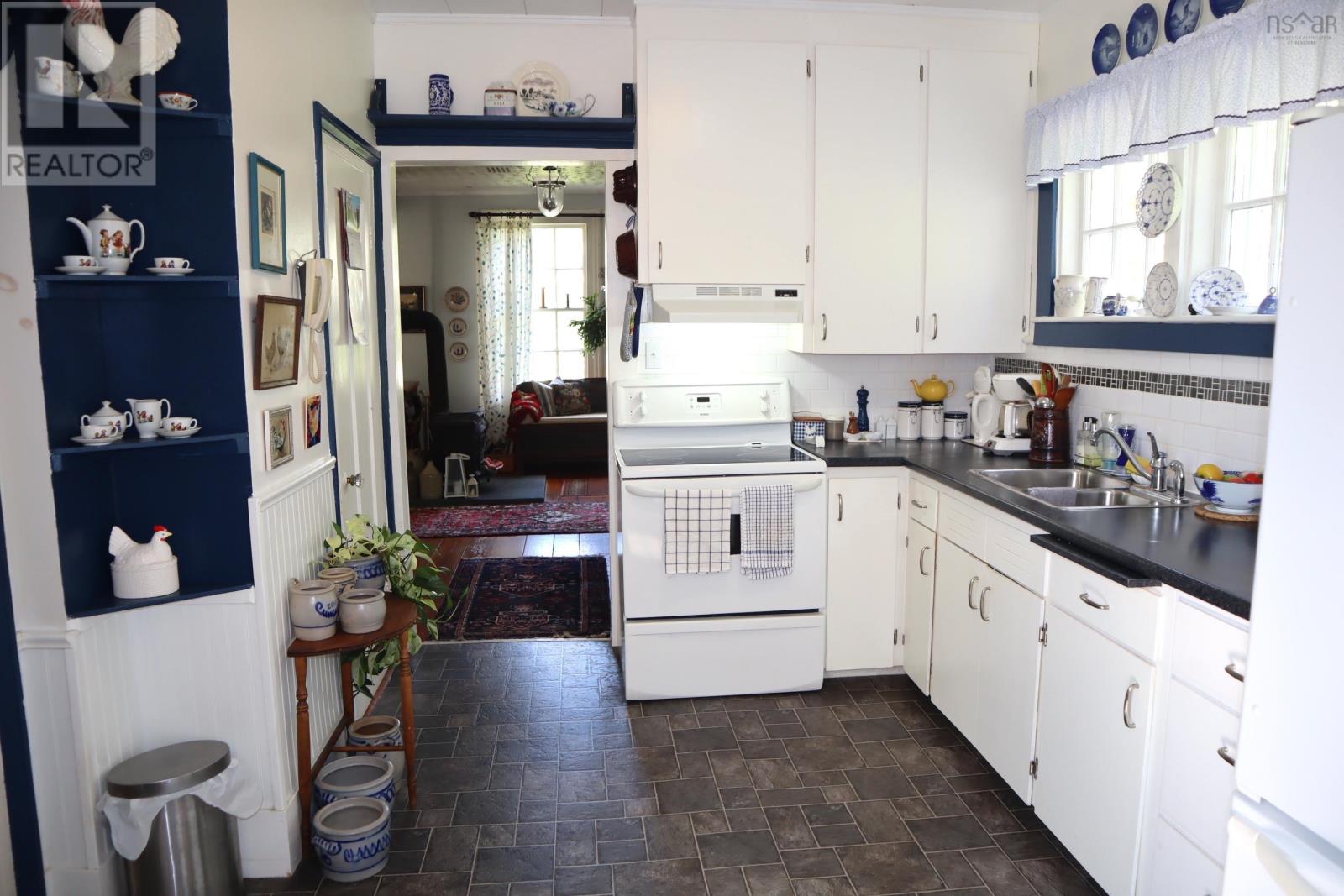 For sale 63 Brooklyn Shore Road, Brooklyn, Nova Scotia B0J1H0 202318545 REALTOR.ca