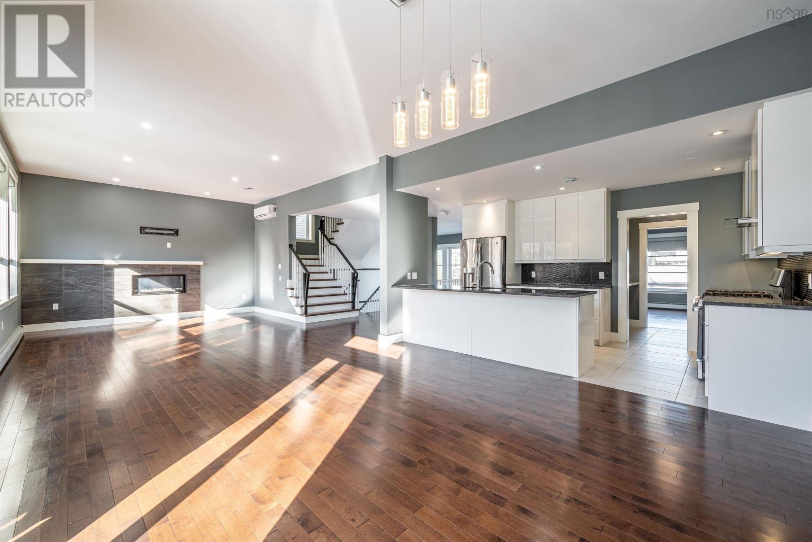 For sale 125 Amesbury Gate, Bedford, Nova Scotia B4B0S5 202323464 REALTOR.ca