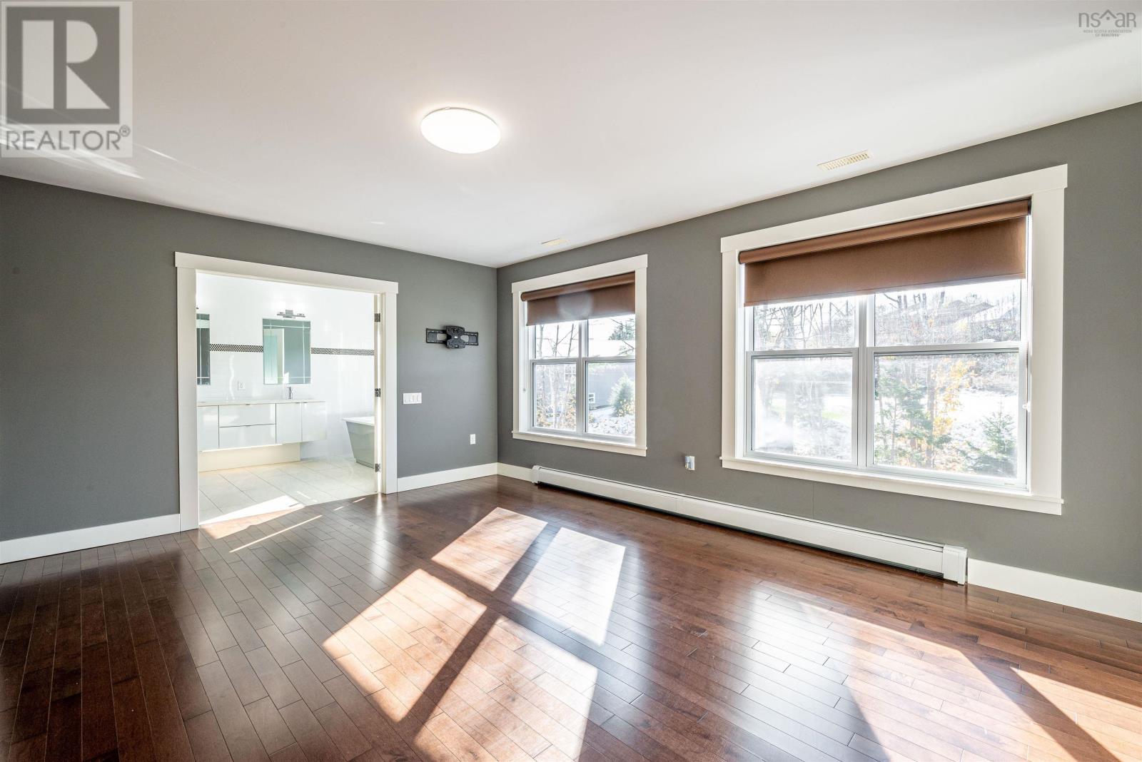 For sale 125 Amesbury Gate, Bedford, Nova Scotia B4B0S5 202323464 REALTOR.ca