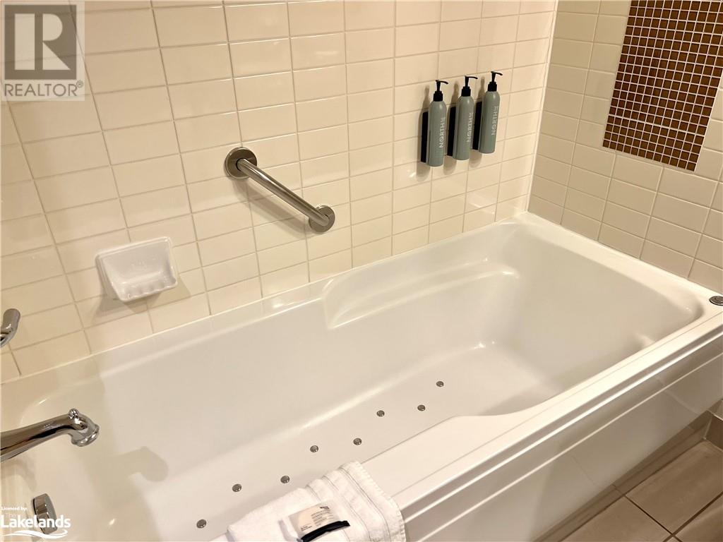 For sale 220 GORD CANNING Drive Unit 440441, The Blue Mountains