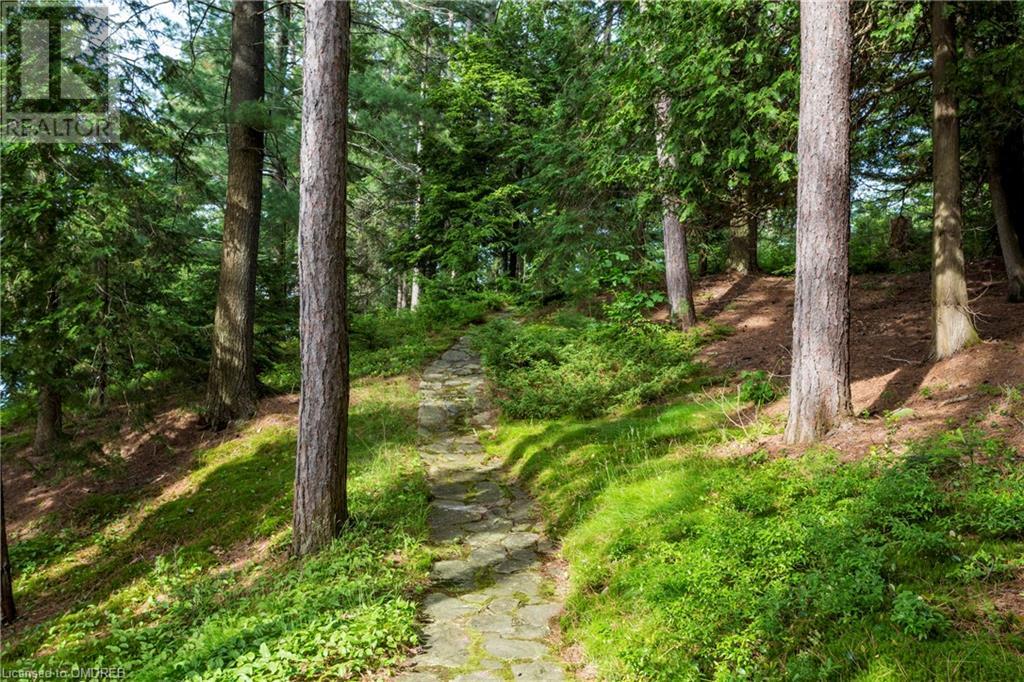 For sale 100 CROWN ISLAND, Port Sydney, Ontario L0B1L0 40514728