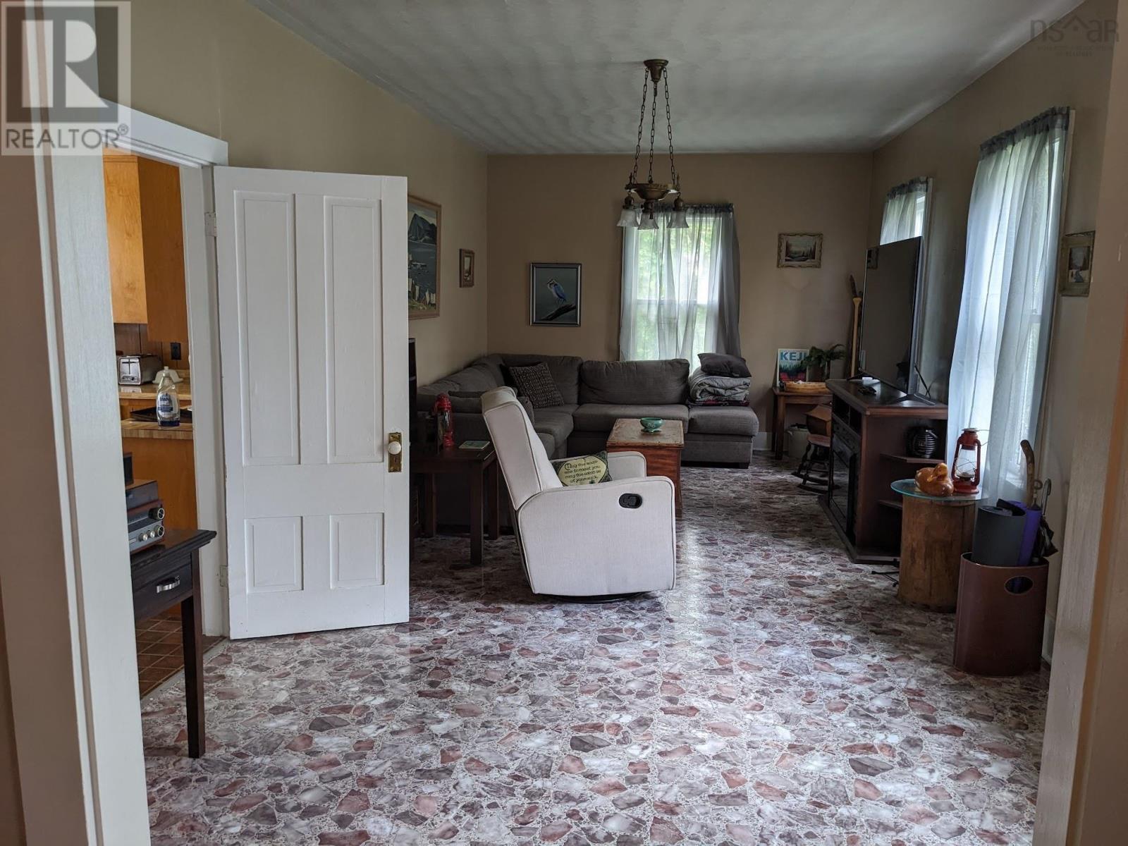 For sale 9773 Highway 8, Caledonia, Nova Scotia B0T1B0 202315617