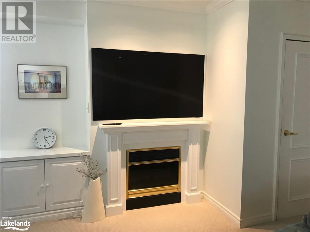 For sale 16 RAGLAN Street Unit 102, Collingwood, Ontario L9Y4Y2 40514354 REALTOR.ca