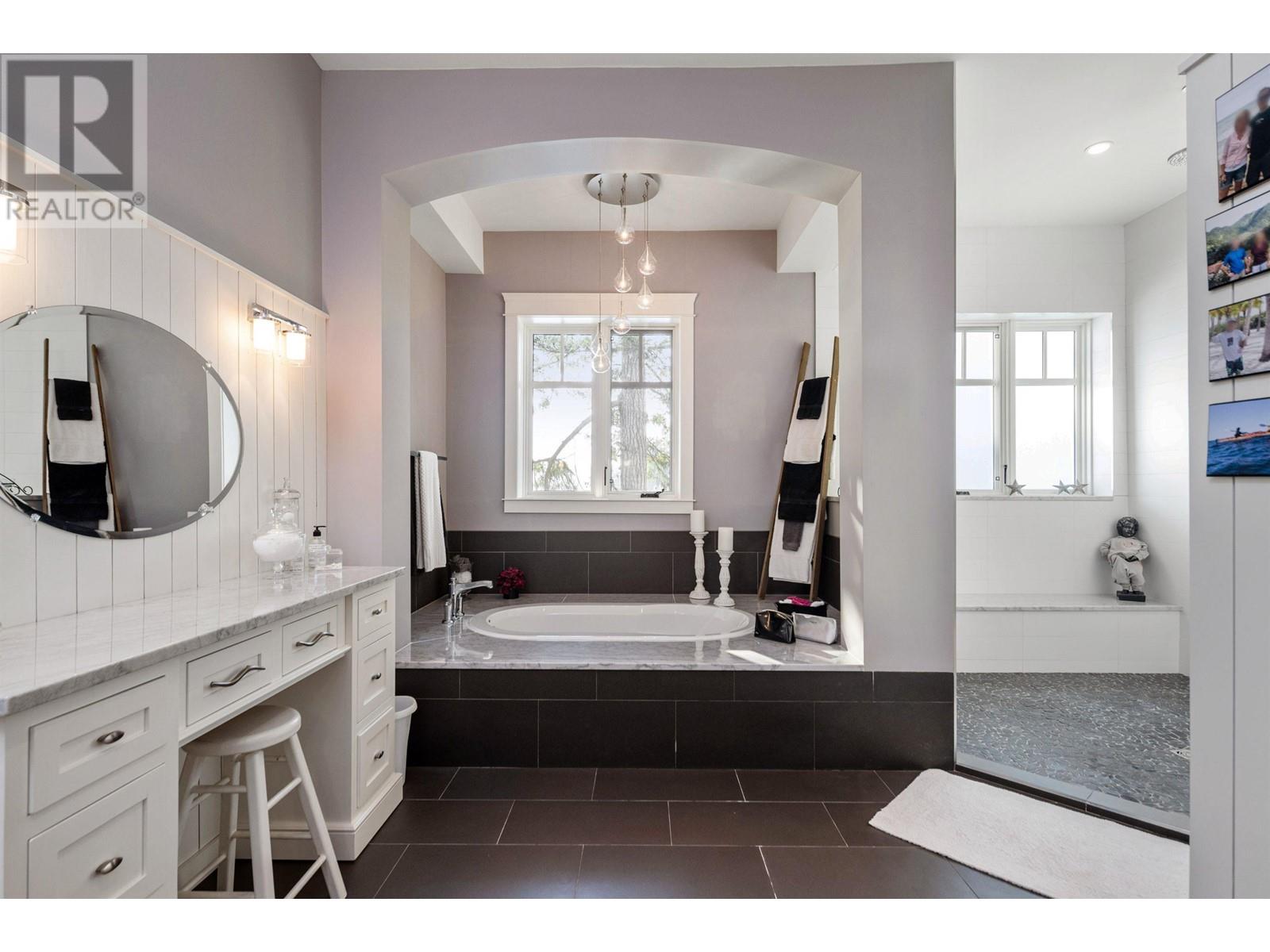 For sale 4825 BELCARRA BAY ROAD, Belcarra, British Columbia V3H4N4