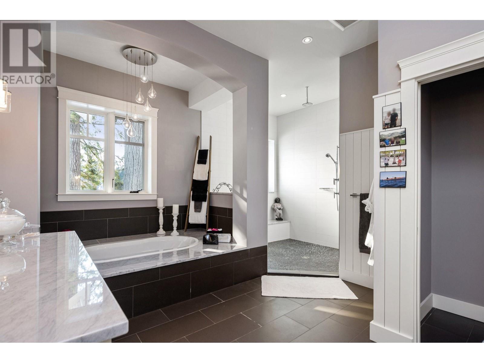 For sale 4825 BELCARRA BAY ROAD, Belcarra, British Columbia V3H4N4