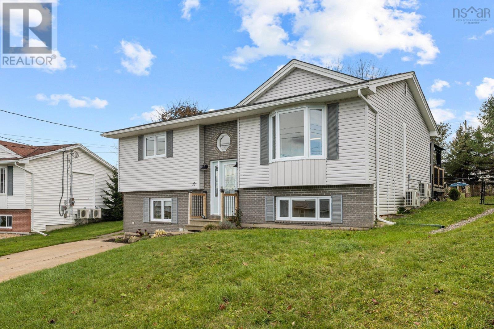 For sale 10 Barque Court, Middle Sackville, Nova Scotia B4E2T6