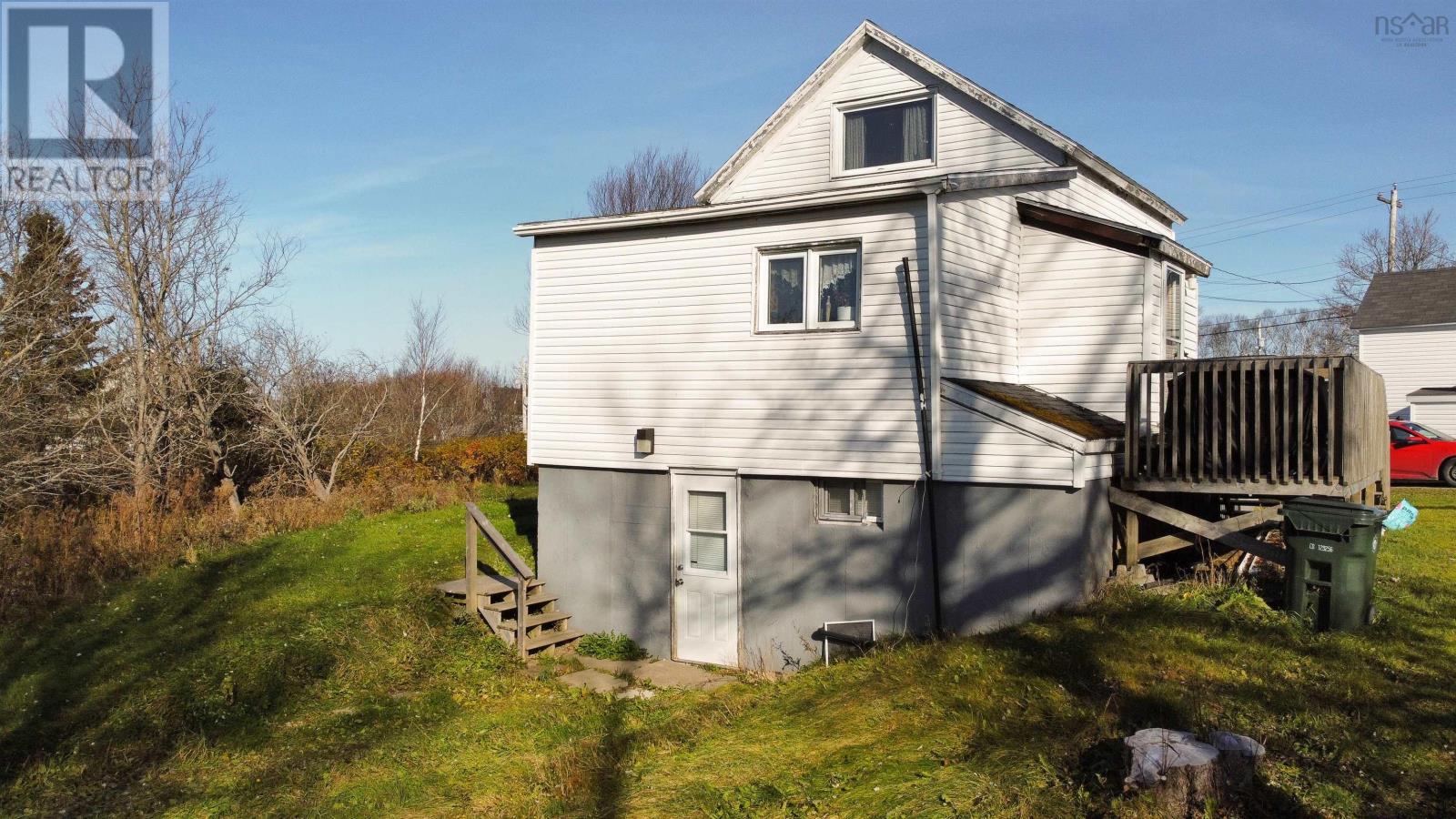 For sale 364 Mitchell Avenue, Dominion, Nova Scotia B1G1N7 202324379