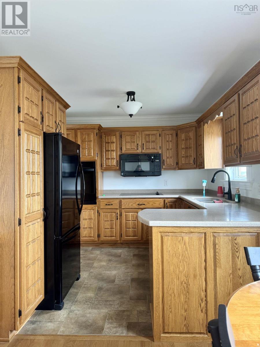 For sale 15697 Cabot Trail, Chéticamp, Nova Scotia B0E1H0 202316070