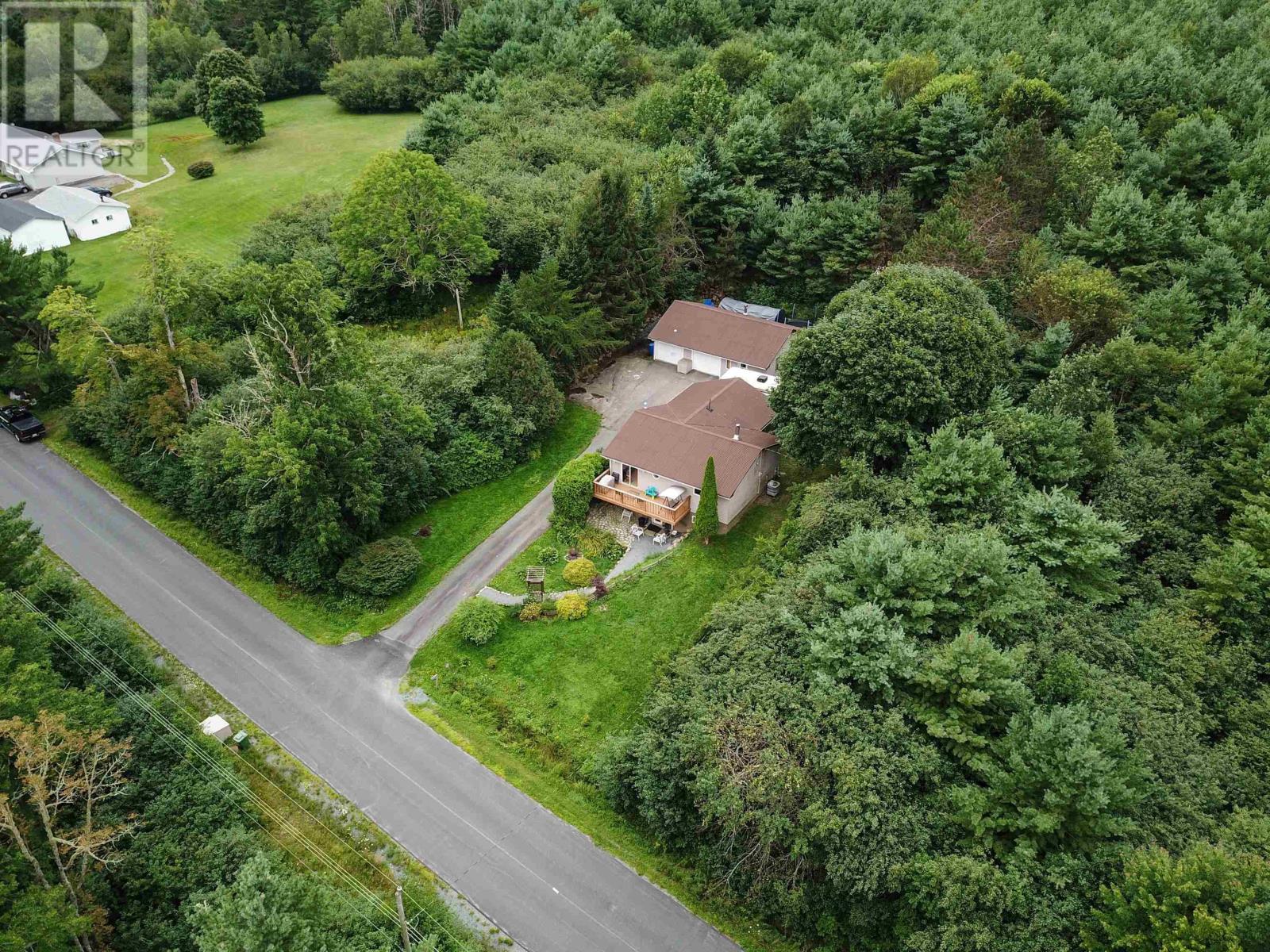 1521 HIBERNIA Road, Caledonia, Nova Scotia B0T1B0 REALTOR.ca
