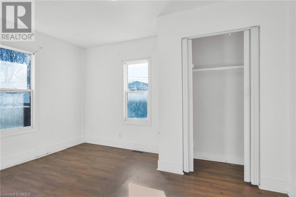 For sale 11 BROADWAY Avenue, Brockville, Ontario K6V1T9 40516313