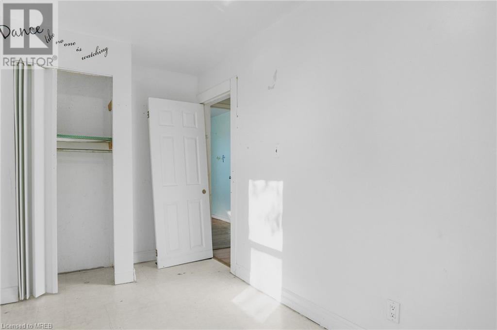 For sale 11 BROADWAY Avenue, Brockville, Ontario K6V1T9 40516313