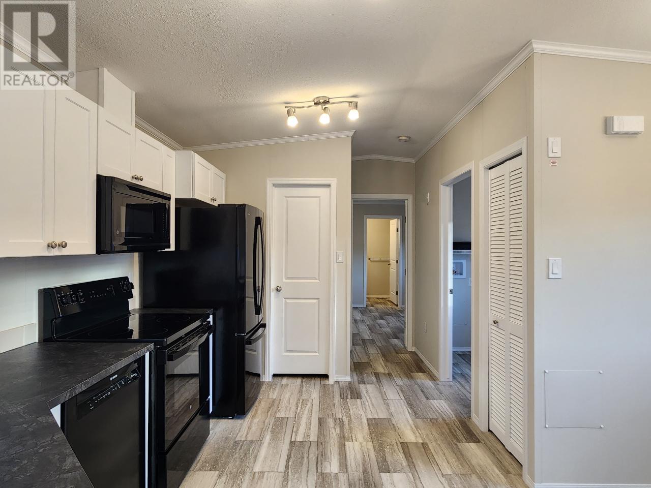 For sale 91620 STAGE RD, Cache Creek, British Columbia V0K1H0