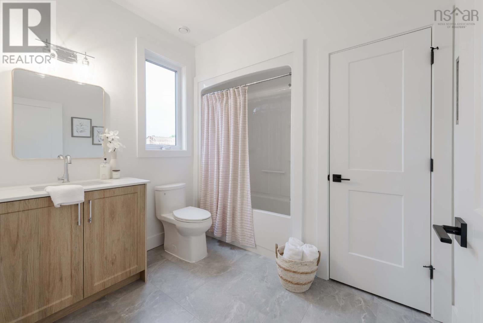 For sale 52A 361 Oak Island Road, Avonport, Nova Scotia B0P1P0