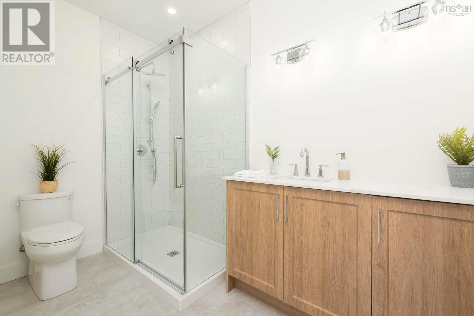 For sale 52A 361 Oak Island Road, Avonport, Nova Scotia B0P1P0