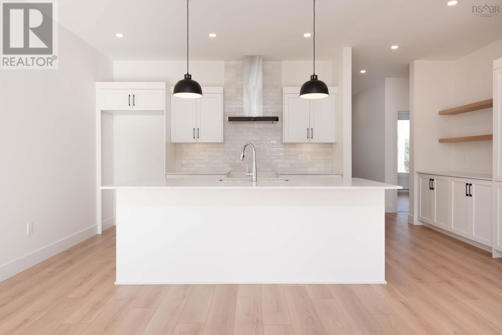 For sale 51A 365 Oak Island Road, Avonport, Nova Scotia B0P1P0