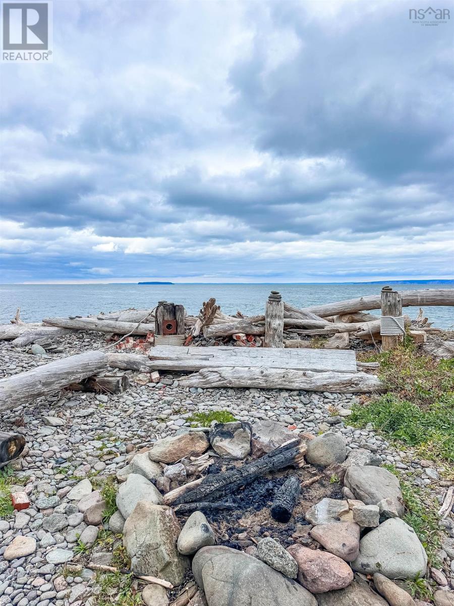 For sale 6 Cottage Lane, Harbourville, Nova Scotia B0P1E0 202324351