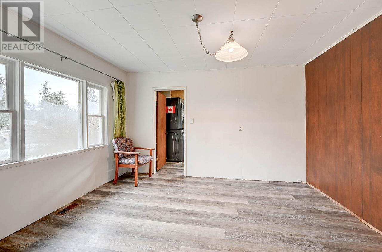 For sale 381 VAVENBY BRIDGE RD, Clearwater, British Columbia 175886