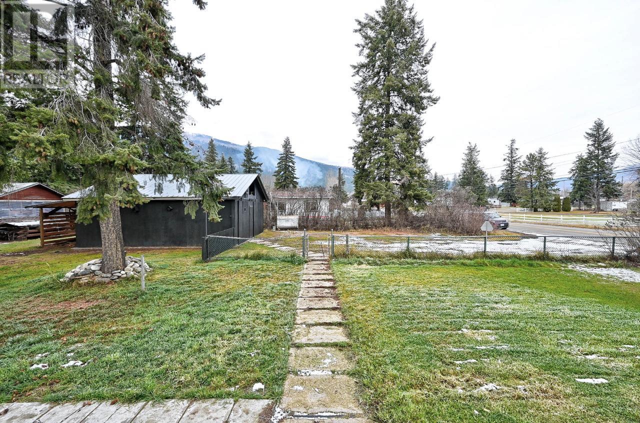 For sale 381 VAVENBY BRIDGE RD, Clearwater, British Columbia 175886