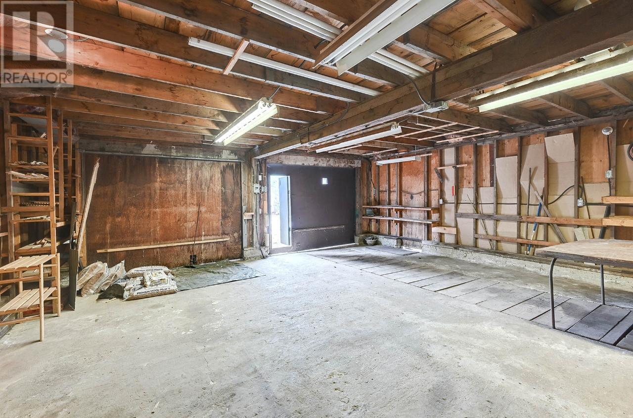 For sale 381 VAVENBY BRIDGE RD, Clearwater, British Columbia 175886